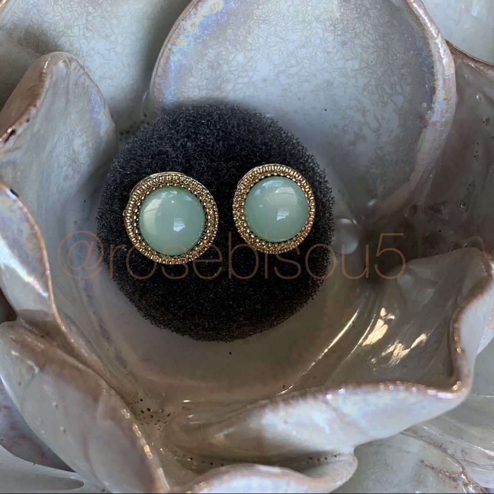 💋🆕 Rose Gold Mint Opal Stud Earrings